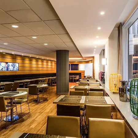 Novotel Centre Hotel Haia